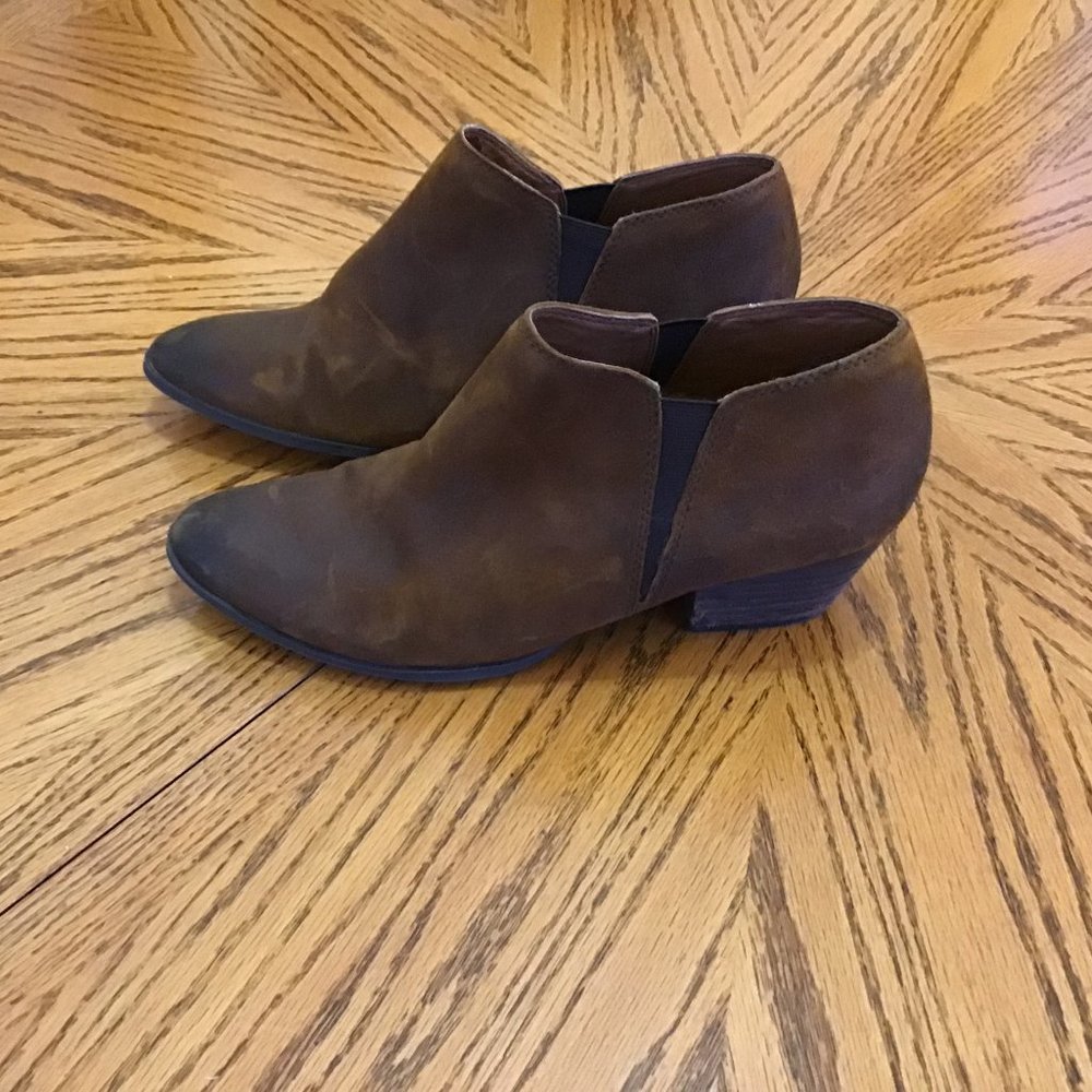 WOMENS'S  FRANCO SARTO   8.5 BOOTS  LEATHER